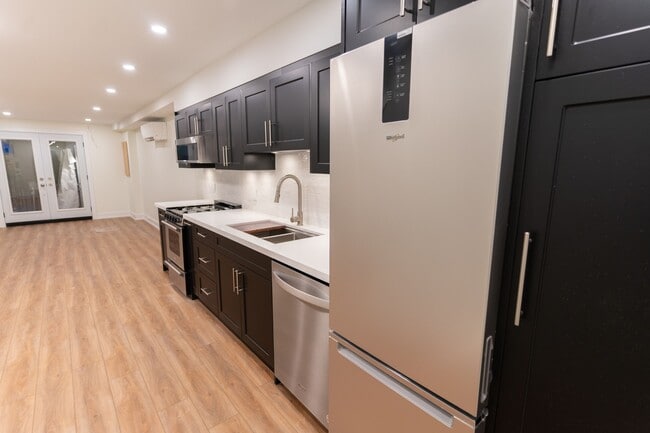 55 Markham St in Toronto, ON - Building Photo - Building Photo