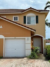 570 St Michelle Way in Margate, FL - Building Photo - Building Photo