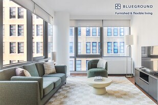 435 W 31st St, Unit SI FL8-ID2234 in New York, NY - Building Photo