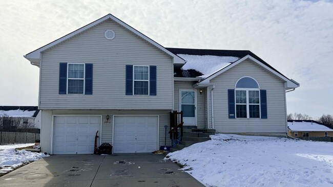 property at 2213 Larkspur