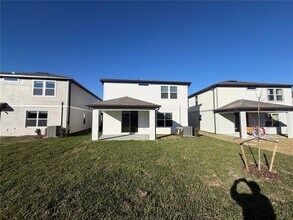 33424 Binding Ties Ln in Wesley Chapel, FL - Building Photo - Building Photo