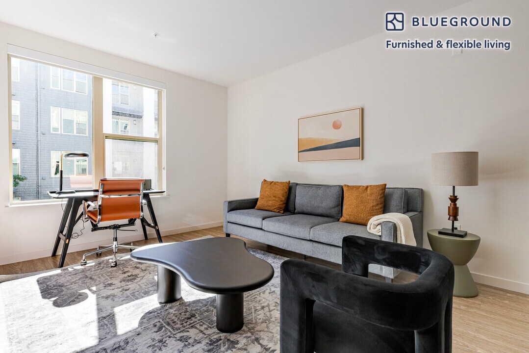 650 E Capitol Ave in Milpitas, CA - Foto de edificio