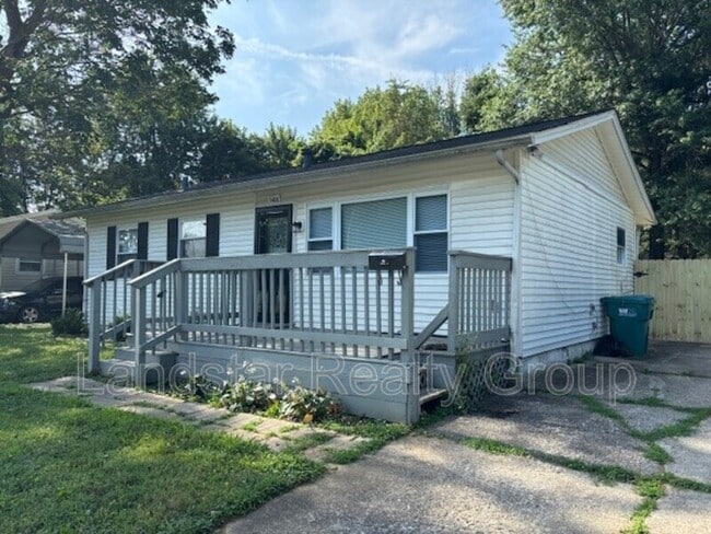 property at 5406 Catalina Ave