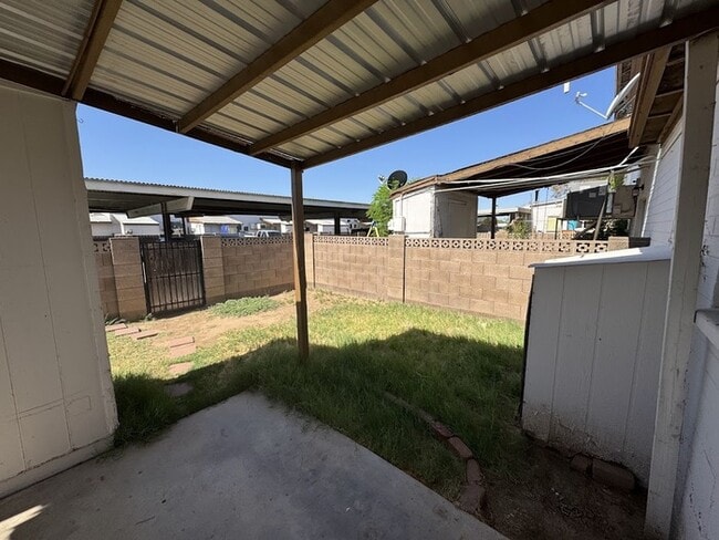 7122 W Coolidge St in Phoenix, AZ - Building Photo - Building Photo