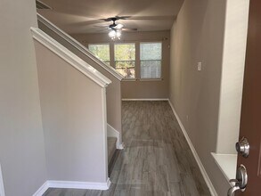 114 N Camellia Grove Cir in Spring, TX - Building Photo - Building Photo