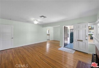 1021 N Frederic St in Burbank, CA - Building Photo - Building Photo