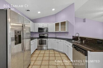 804 Tanlaw Ct in Wilmington, NC - Building Photo - Building Photo