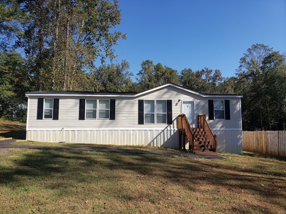 146 E Caroline St in Greenville, SC - Building Photo