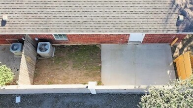 4 Villa Linda Ave in Edinburg, TX - Building Photo - Building Photo