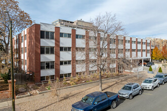 855 Pennsylvania St in Denver, CO - Building Photo - Building Photo