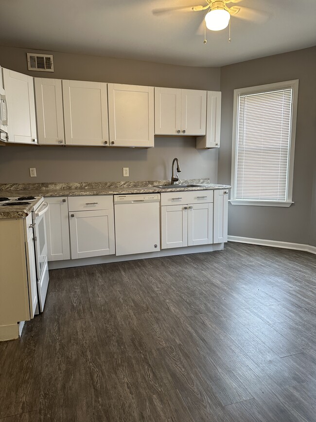 48 Maytide St, Unit #2 in Pittsburgh, PA - Building Photo - Building Photo