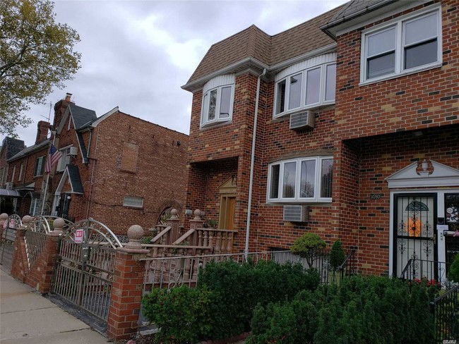 14762 Grand Central Pkwy-Unit -2 Fl in Queens, NY - Building Photo - Building Photo