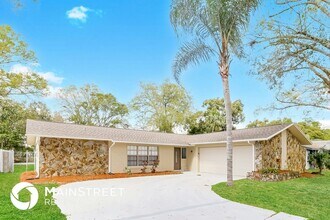17604 Meadowbridge Dr in Lutz, FL - Building Photo - Building Photo