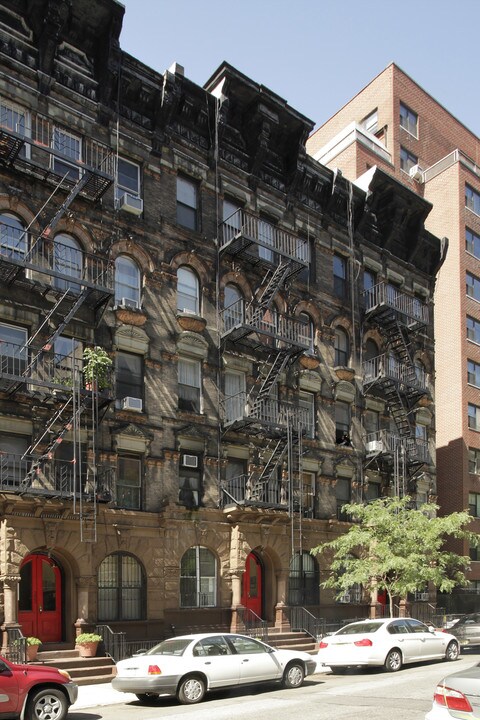 218-220 E 27th St in New York, NY - Foto de edificio