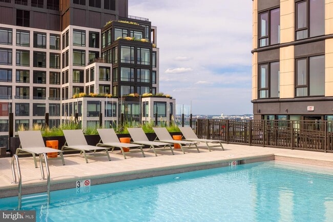 244 19th Ct S in Arlington, VA - Building Photo - Building Photo