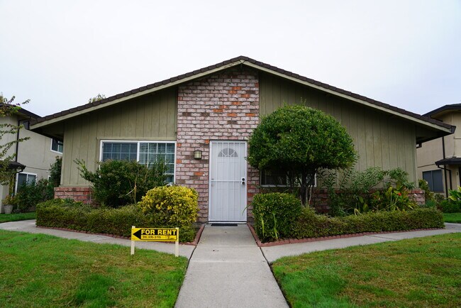 4525 Palm Ave, Unit 1