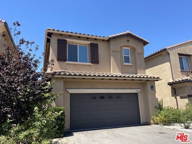 7937 N Keer Dr in Los Angeles, CA - Building Photo - Building Photo