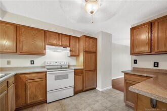 2 Canterbury Ln in Clinton, CT - Building Photo - Building Photo