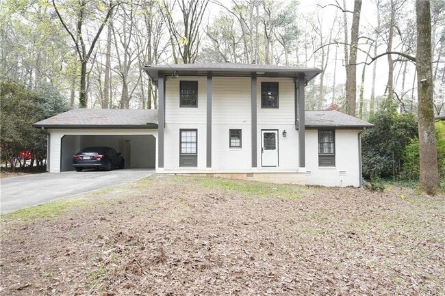 property at 2221 Pinecliff Dr NE