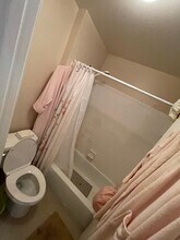 6976 SW 39th St in Davie, FL - Foto de edificio - Building Photo