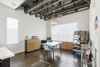 4704 Crawford St in Houston, TX - Building Photo - Building Photo