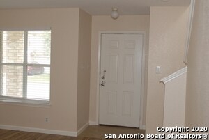 71 Montana Bay in San Antonio, TX - Building Photo