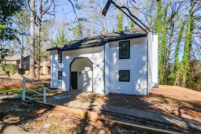 1314 N Lea Ct SE, Unit A in Smyrna, GA - Foto de edificio - Building Photo