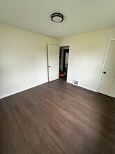 12705 Emery Ave in Cleveland, OH - Building Photo - Building Photo