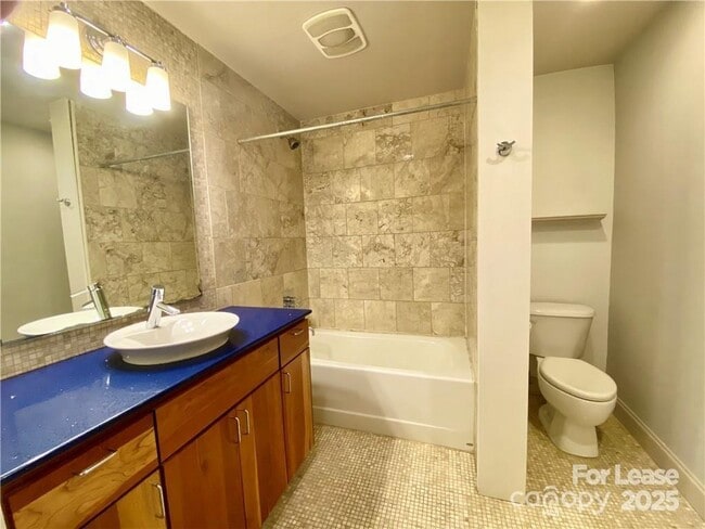 property at 3722 Park Rd