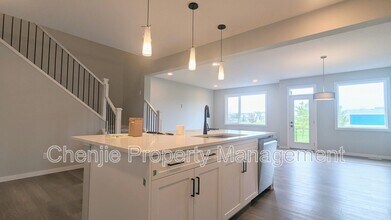 115 Stiles Bend in Leduc, AB - Building Photo - Building Photo