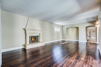 2501 Margaret Dr in Newport Beach, CA - Building Photo - Building Photo