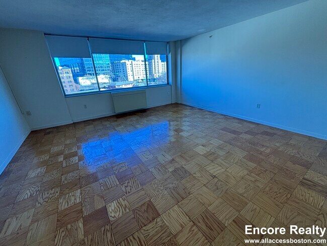 80 Monmouth St, Unit 101-714 in Brookline, MA - Building Photo - Building Photo