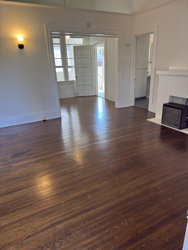410 N Euclid Ave, Unit #9 in Pasadena, CA - Building Photo - Building Photo