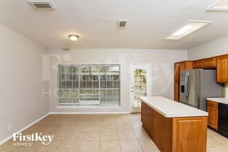 13710 Chittim Mdw Dr in San Antonio, TX - Building Photo - Building Photo