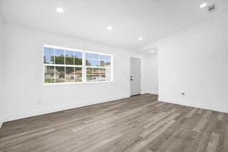 1730 Avenue C NE in Winter Haven, FL - Building Photo - Building Photo