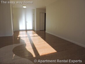 632 Massachusetts Ave, Unit #221 in Cambridge, MA - Foto de edificio - Building Photo