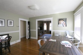 56 Standish St, Unit 1 in Cambridge, MA - Building Photo - Building Photo