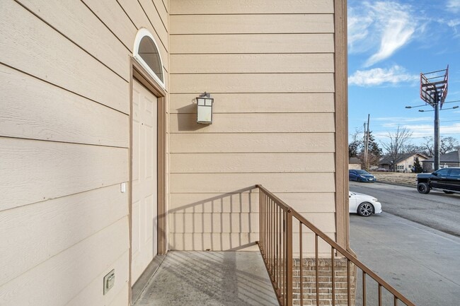 1104 Country Club Ln in Junction City, KS - Building Photo - Building Photo