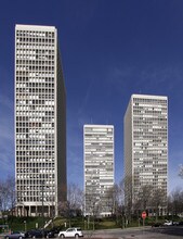 Society Hill Towers in Philadelphia, PA - Foto de edificio - Building Photo