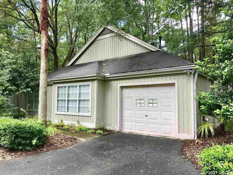 5018 SW 94th St in Gainesville, FL - Foto de edificio