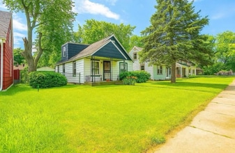 7529 W Grantosa Dr in Milwaukee, WI - Building Photo - Building Photo