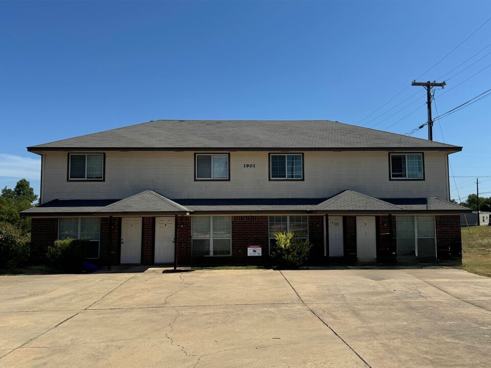 1901 Monte Carlo Ln in Killeen, TX - Building Photo