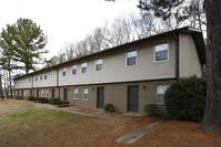 Highland Village Apartments in Clarkston, GA - Building Photo - Building Photo