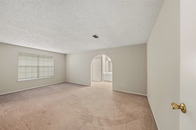2610 Rosewood Pl