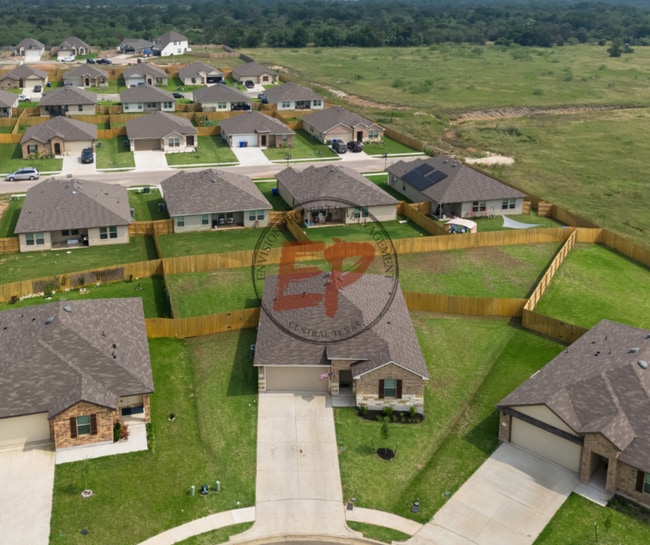 7208 Guadalupe Rd in China Spring, TX - Building Photo - Building Photo