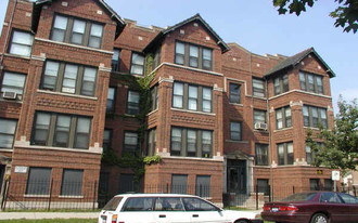 7000-7004 S Merrill Ave Apartamentos