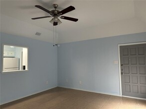 700 W Iris Ave in McAllen, TX - Building Photo - Building Photo