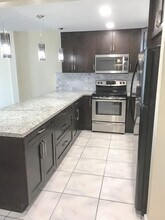 7705 Abbott Ave in Miami Beach, FL - Building Photo - Building Photo