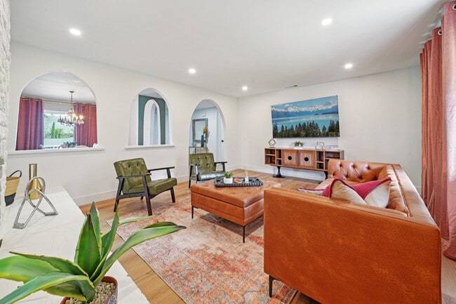 property at 1500 Country Club Dr