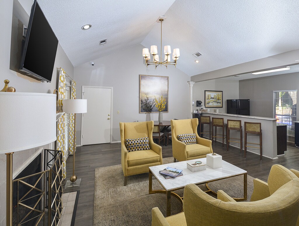 Tara Bridge Apartments in Jonesboro, GA